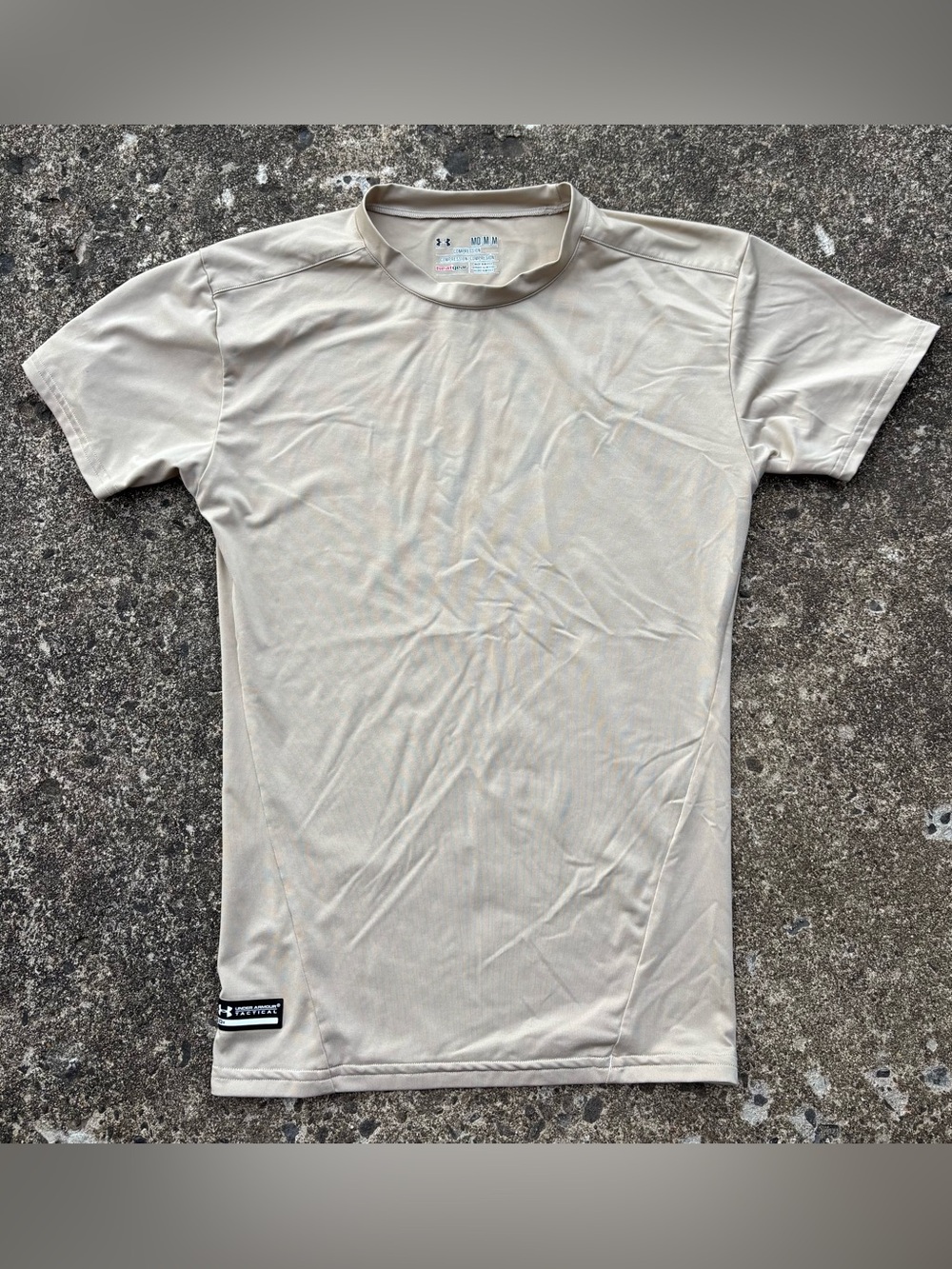 Under Armour Men's Short Sleeve Performance Shirt in Tan/Cream